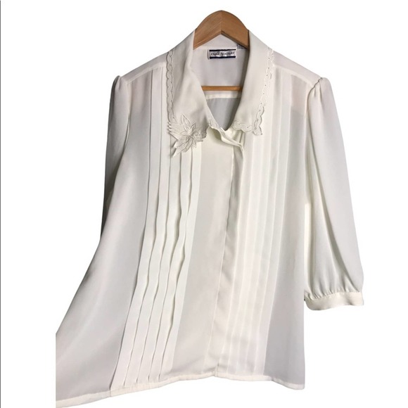 Vintage Dana Alexander | White Lace Detail Button Down Blouse - Picture 3 of 8